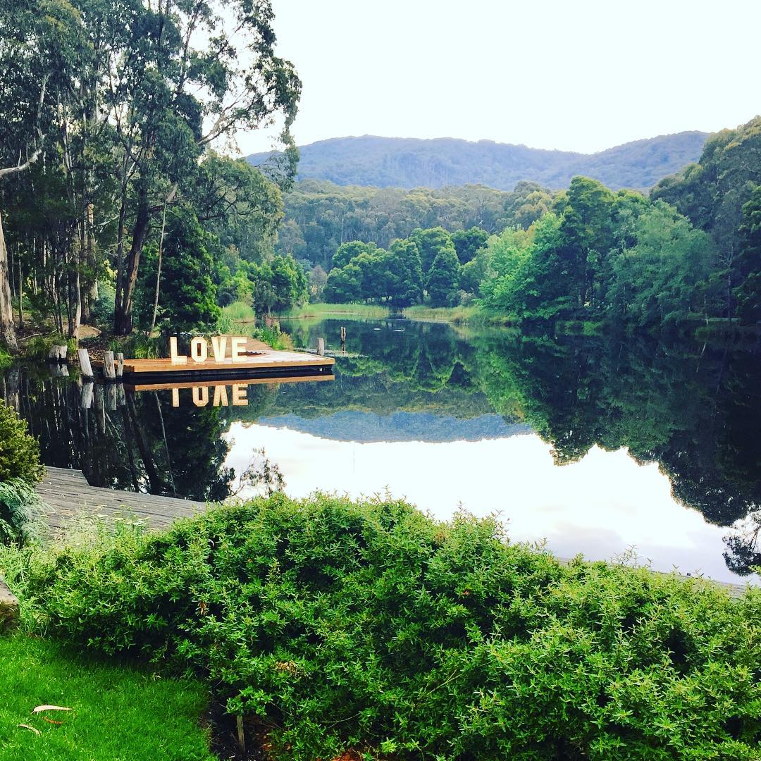 weddings at Cave Hill Creek